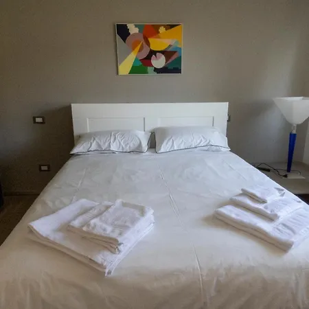 Apartment Casa “il Gufo” Arona